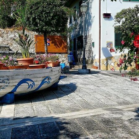 Casa Tina Lägenhet Pomonte Exteriör bild